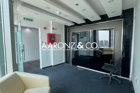 Business Bay, Dubai, UAE의 임대용 사무실 93제곱미터 번호 681188 - 사진 6