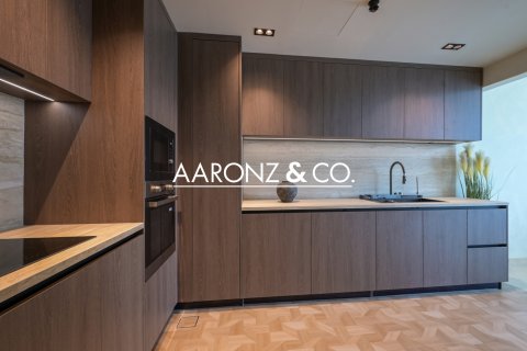 Appartamento in vendita a Dubai Marina, Dubai, EAU 2 camere da letto, 138 mq. № 681191 - foto 7