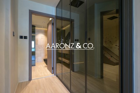 Appartamento in vendita a Dubai Marina, Dubai, EAU 2 camere da letto, 138 mq. № 681191 - foto 8