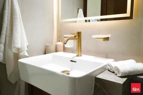 Lägenhet uthyres i Business Bay, Dubai, UAE 2 sovrum, 127 kvm Nr. 655888 - fotografi 15