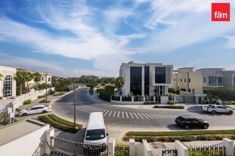 Villa te huur in Dubai Hills Estate, Dubai, VAE 7 slaapkamers, 1063.9 vr.m., nr 655889 - foto 17