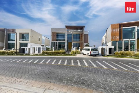 Villa te huur in Dubai Hills Estate, Dubai, VAE 7 slaapkamers, 1063.9 vr.m., nr 655889 - foto 26