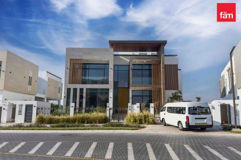 Villa te huur in Dubai Hills Estate, Dubai, VAE 7 slaapkamers, 1063.9 vr.m., nr 655889 - foto 1
