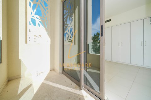 ویلا برای اجاره در Reem، Dubai، امارات متحده عربی 3 خوابه ، 283 متر مربع ، شماره 685606 - تصویر 21