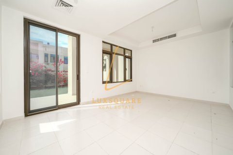ویلا برای اجاره در Reem، Dubai، امارات متحده عربی 3 خوابه ، 283 متر مربع ، شماره 685606 - تصویر 5