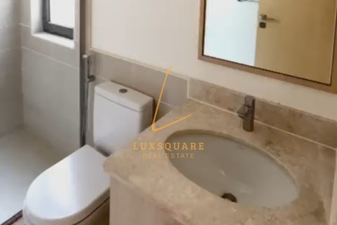 Снять в аренду виллу в Рим, Дубай, ОАЭ 3 спальни, 283м2, № 685606 - фото 19