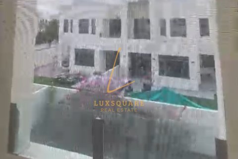 Снять в аренду виллу в Рим, Дубай, ОАЭ 3 спальни, 283м2, № 685606 - фото 6