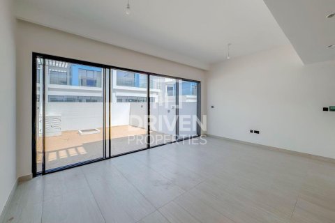 Kamienica do wynajęcia w Damac Lagoons, Dubai, ZEA 3 sypialnie, 144 mkw., nr 745384 - zdjęcie 4