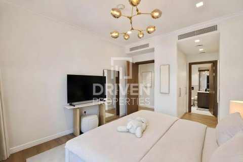 Villa te huur in Jumeirah, Dubai, VAE 4 slaapkamers, 263.19 vr.m., nr 745381 - foto 8