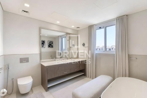 Villa te huur in Jumeirah, Dubai, VAE 4 slaapkamers, 263.19 vr.m., nr 745381 - foto 20