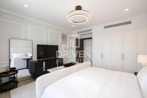 Villa te huur in Jumeirah, Dubai, VAE 4 slaapkamers, 263.19 vr.m., nr 745381 - foto 12