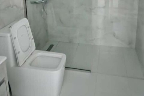 Appartement te huur in Al Furjan, Dubai, VAE 2 slaapkamers, 104 vr.m., nr 718101 - foto 5