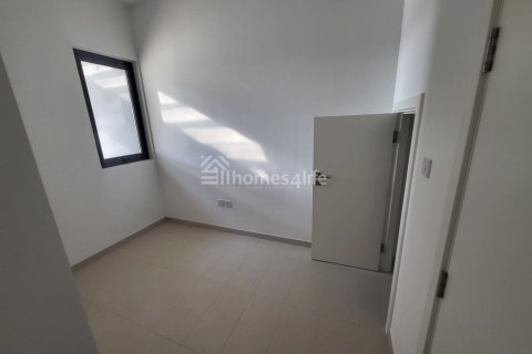 Townhouse in Dubai Land, UAE 4 bedrooms, 274 sq.m. № 718106 - photo 6