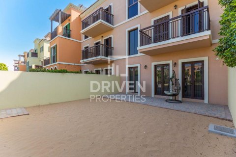 Villa til salg i Jumeirah, Dubai, UAE 3 soveværelser, 263 kvm № 683422 - foto 27