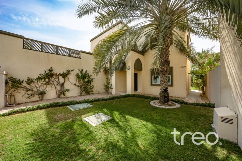 Müüa villa asukohaga Jumeirah Park, Dubai, AÜE: 3 magamistoaga, 284.56 m² Nr 733131 - pilt 3