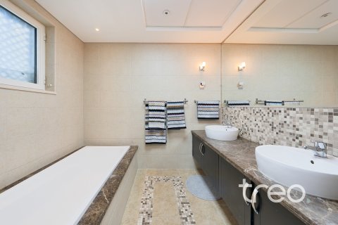 Müüa villa asukohaga Jumeirah Park, Dubai, AÜE: 3 magamistoaga, 284.56 m² Nr 733131 - pilt 16