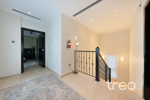 Müüa villa asukohaga Jumeirah Park, Dubai, AÜE: 3 magamistoaga, 284.56 m² Nr 733131 - pilt 23