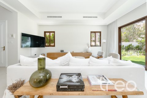 Müüa villa asukohaga Arabian Ranches 2, Dubai, AÜE: 4 magamistoaga, 300.45 m² Nr 733127 - pilt 5