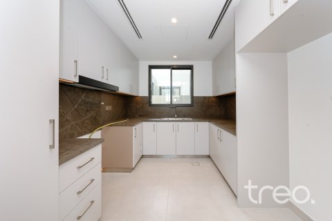 Villa itt: Arabian Ranches 3, Dubai, EAE, 4 hálószoba, 430.61 m², azonosító: 733130 - fénykép 6