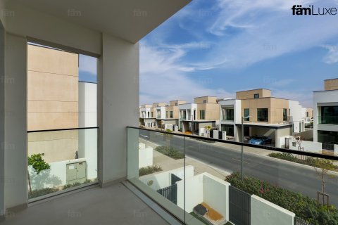 Вилла Дубай, БАӘ-да 4 жатын бөлмелер, 504.7 м² № 633874 - фото 11