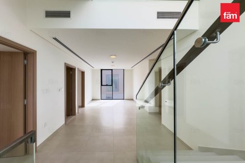 Vila v Dubai, SAE 4 ložnice, 504.7 m² Č.: 633874 - fotografie 3
