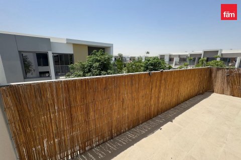 Řadový dům v Tilal Al Ghaf, Dubai, SAE 3 ložnice, 140.4 m² Č.: 633880 - fotografie 4