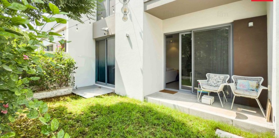 Casa urbana em Tilal Al Ghaf, Dubai, EAU 3 quartos, 140.4 m2 № 633880