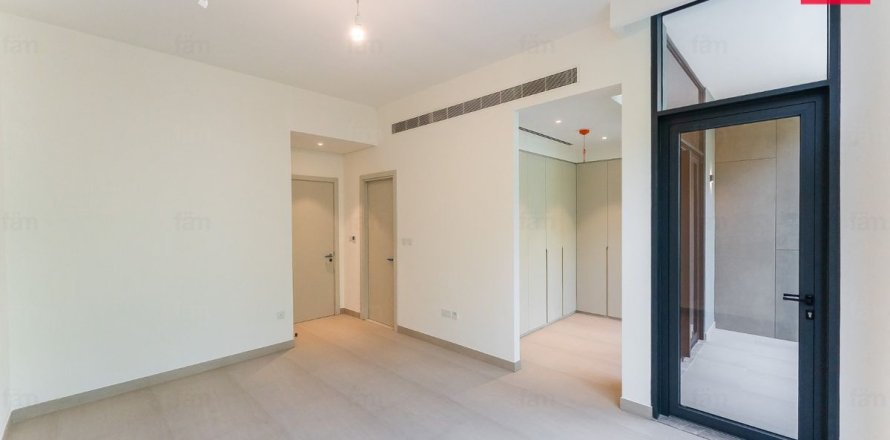 Vila di Dubai, UAE 4 bilik tidur, 257 meter persegi № 758193