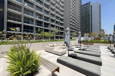 Apartmen di Business Bay, Dubai, UAE 1 bilik, 44 meter persegi № 682463 - foto 15