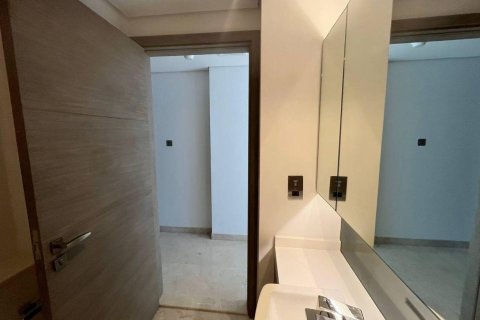 Apartmen di Business Bay, Dubai, UAE 1 bilik, 44 meter persegi № 682463 - foto 10