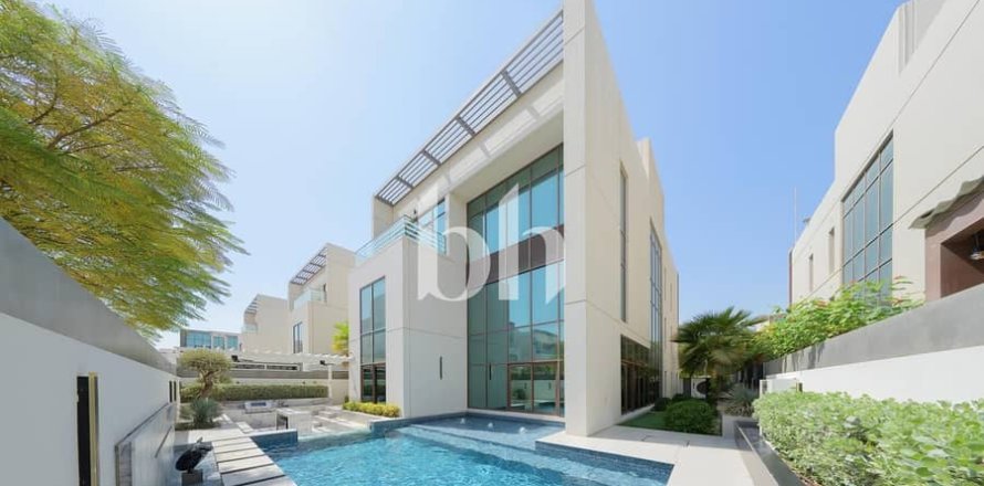 Вілла в Meydan, Дубай, ОАЕ 6 спалень, 512м2 № 642578