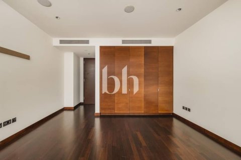 Apartment til salg i Downtown Dubai (Downtown Burj Dubai), Dubai, UAE 3 soveværelser, 217 kvm № 642577 - foto 6