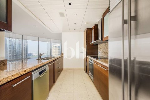 Apartment til salg i Downtown Dubai (Downtown Burj Dubai), Dubai, UAE 3 soveværelser, 217 kvm № 642577 - foto 5