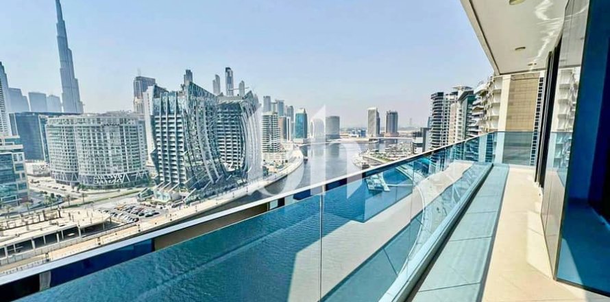 Apartament në Business Bay, Dubai, Emiratet e Bashkuara Arabe 2 dhoma gjumi, 133 m2. № 642576