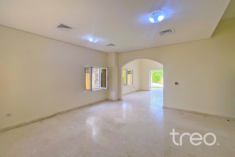 فيلا للإيجار في فيلات، دبي، الإمارات العربية المتحدة 5 غرفة نوم ، 342.63 متر مربع ، رقم 733542 - صورة 3