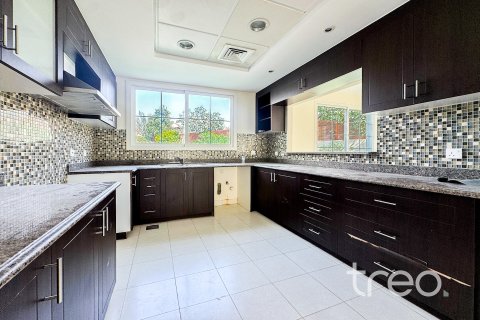 Villa in affitto a Mudon, Dubai, EAU 3 camere da letto, 53.42 mq. № 733541 - foto 3