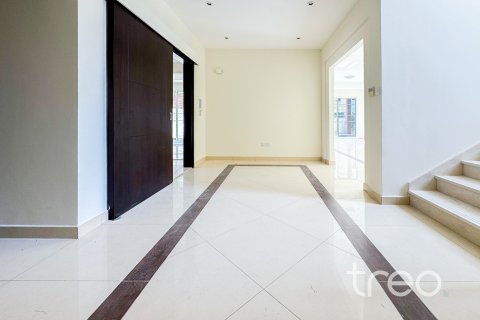 Villa in affitto a Mudon, Dubai, EAU 3 camere da letto, 53.42 mq. № 733541 - foto 6