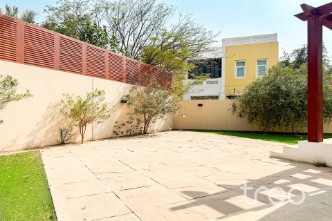 Villa in affitto a Mudon, Dubai, EAU 3 camere da letto, 53.42 mq. № 733541 - foto 22
