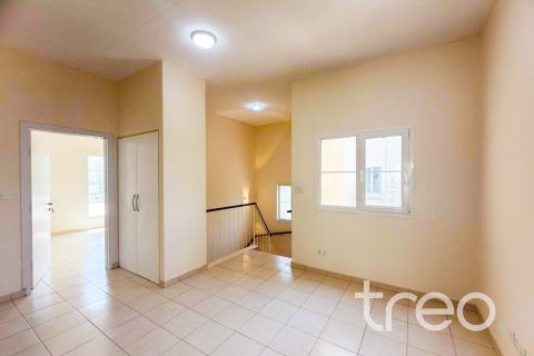 Huvila Meadows, Dubai, Arabiemiraatit 4 makuuhuonetta, 568.57 m2 № 733539 - kuva 9