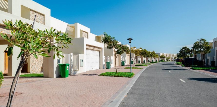 Villa i Mina Al Arab, Ras Al Khaimah, UAE 3 soveværelser, 351 kvm № 656184