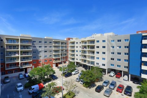 Διαμέρισμα σε Al Reef, Abu Dhabi, ΗΑΕ 3 υπνοδωμάτια, 144.9 τ.μ. Αρ. 731261