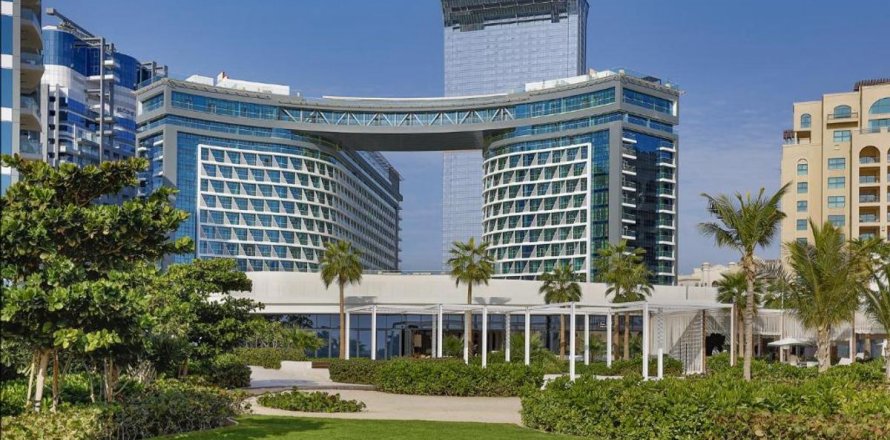 Hotel Apartment in Palm Jumeirah, Dubai, UAE 32.9 sq.m. № 647922