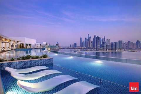 Hotel Apartment in Palm Jumeirah, Dubai, UAE 32.9 sq.m. № 647922 - photo 9