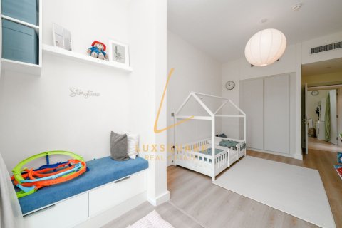 Villa til salg i Motor City, Dubai, UAE 3 soveværelser, 240 kvm № 765851 - foto 14
