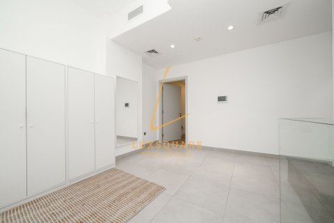 Villa til salg i Motor City, Dubai, UAE 3 soveværelser, 240 kvm № 765851 - foto 24