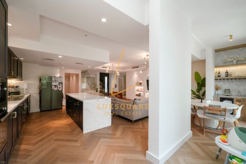 Villa til salg i Motor City, Dubai, UAE 3 soveværelser, 240 kvm № 765851 - foto 4