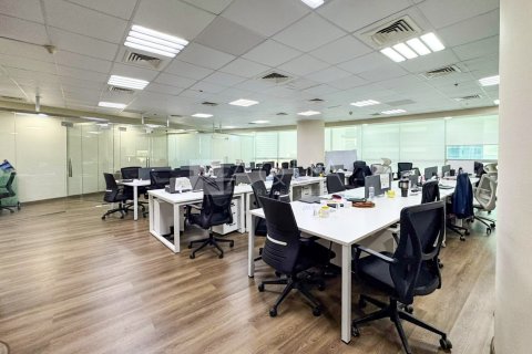 Barsha Heights (Tecom), Dubai, UAE의 임대용 사무실 136제곱미터 번호 765854 - 사진 7