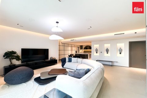 Huoneisto Business Bay, Dubai, Arabiemiraatit 2 makuuhuonetta, 203.9 m2 № 659308 - kuva 2