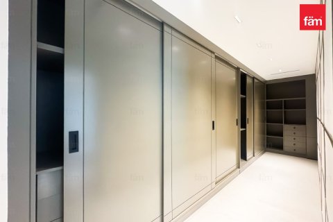 Huoneisto Business Bay, Dubai, Arabiemiraatit 2 makuuhuonetta, 203.9 m2 № 659308 - kuva 16