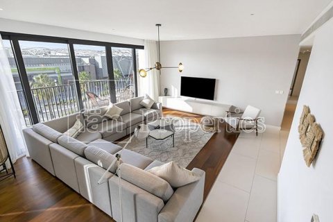 Leilighet til leie i Al Wasl, Dubai, Emiratene 3 soverom, 215.8 kvm Nr. 659313 - Foto 1